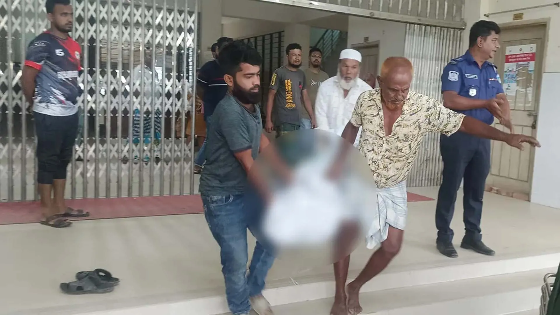 অটোরিকশা চালককে গুলি করে হত্যা